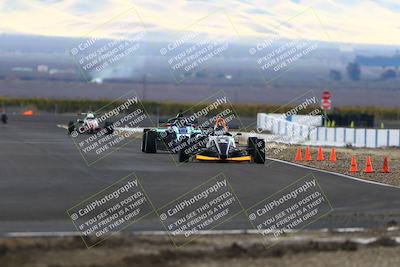 media/Nov-16-2025-CalClub SCCA (Sun) [[2975c16dfc]]/Group 5/Turn 1/